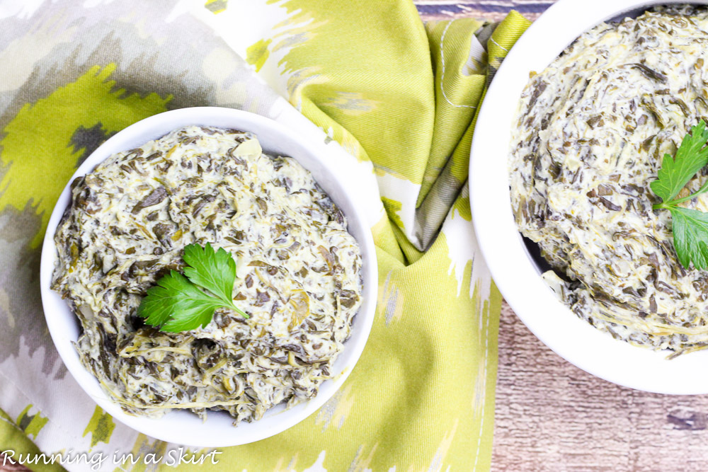 Low Fat Crock Pot Creamed Spinach- cheesy and delicious! Perfect for a holiday meal! / Running in a Skirt