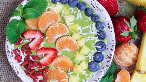 Rainbow Green Smoothie Bowl