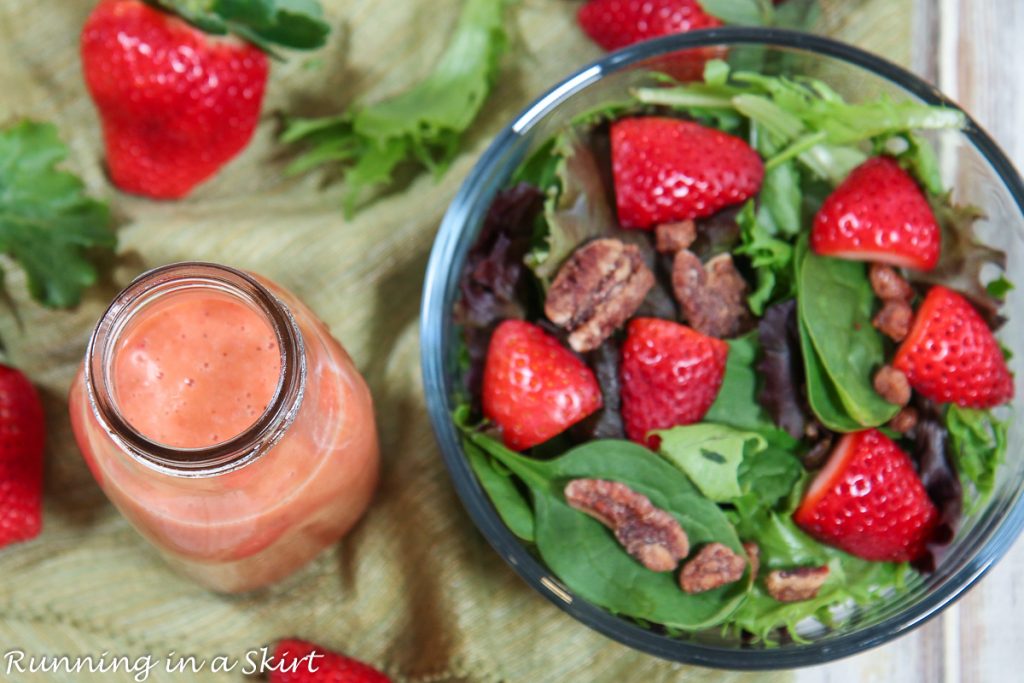 Strawberry Vinaigrette Dressing in a bowl.